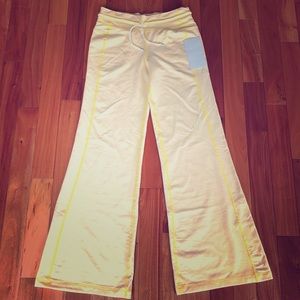 Brand new Lululemon loving pants